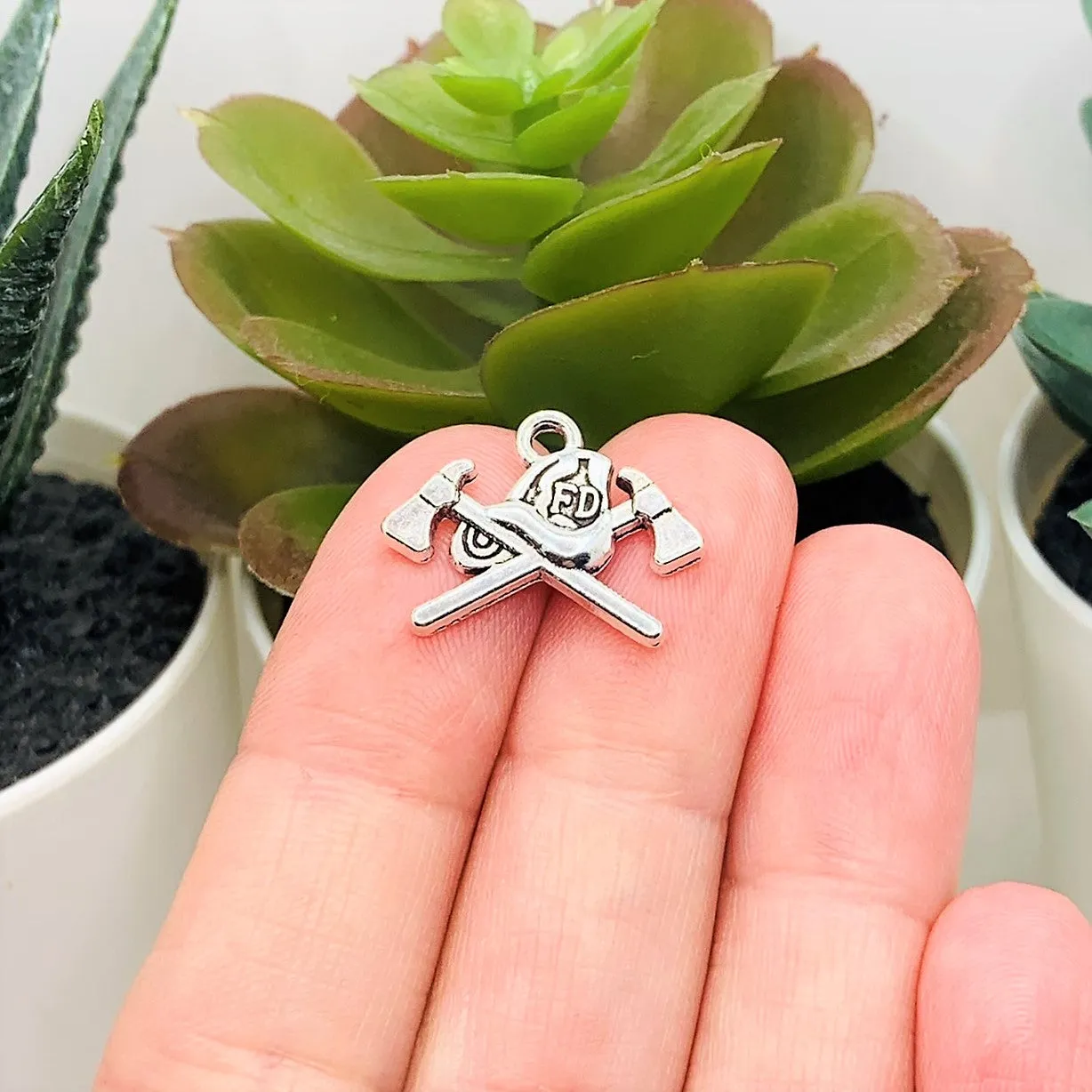 1, 4, 20 or 50 Pieces: Antique Silver Fireman Axe Charms