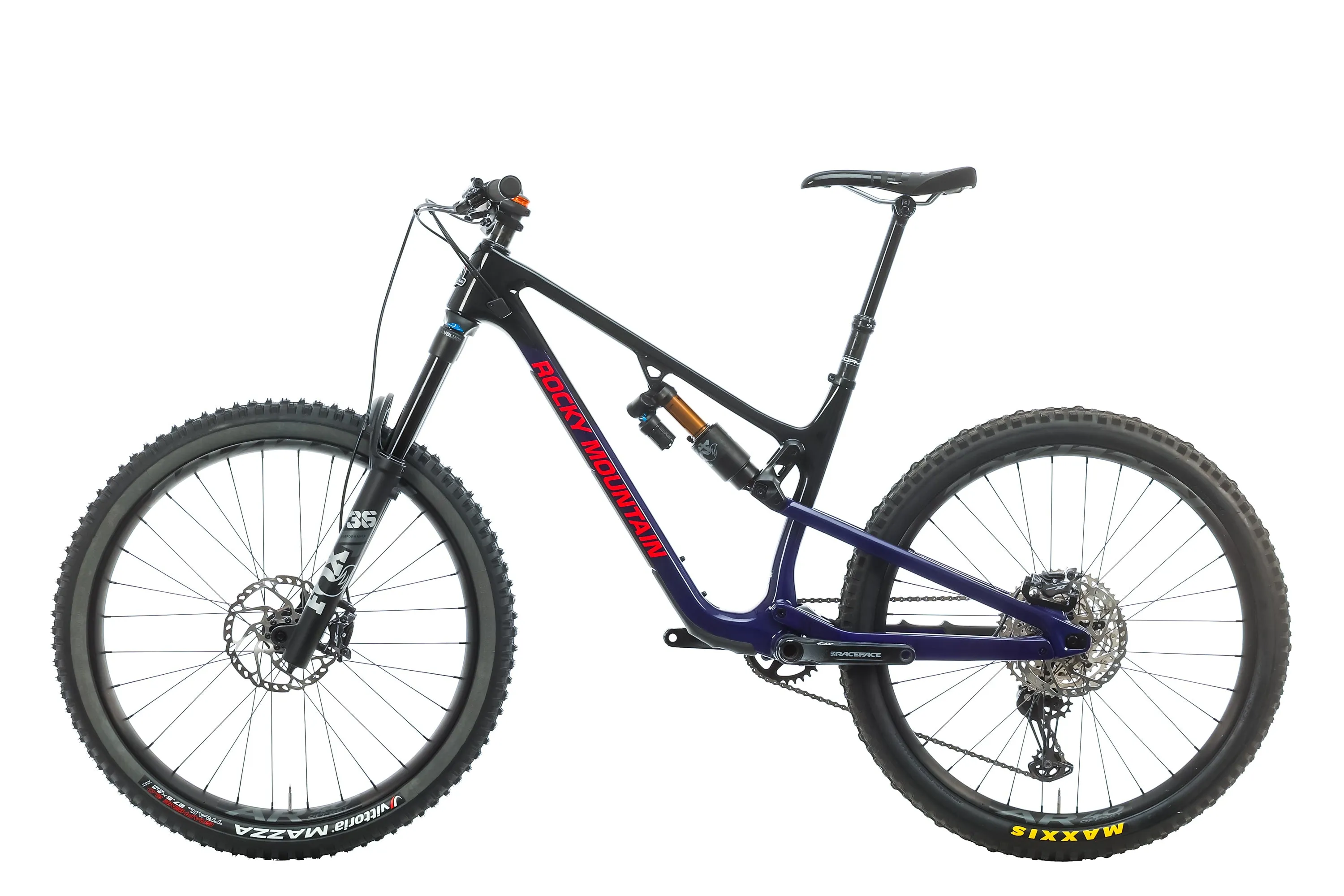 Rocky Mountain Altitude Carbon Mountain Bike - 2021, Medium