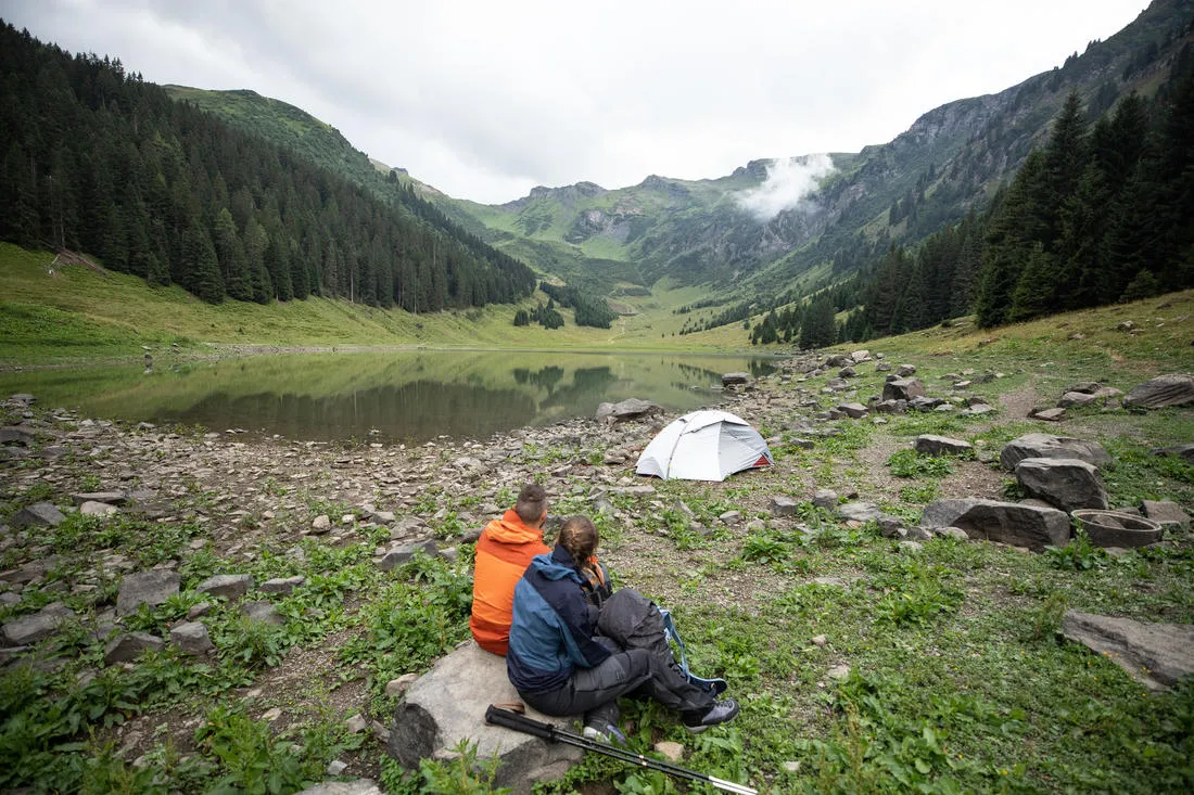 Trek 500 Fresh & Black Trekking Tent - 2 Person